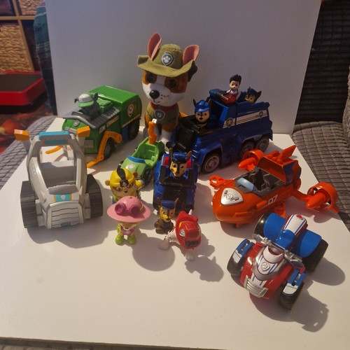 Paw patrol vehicles - patrol, figures
