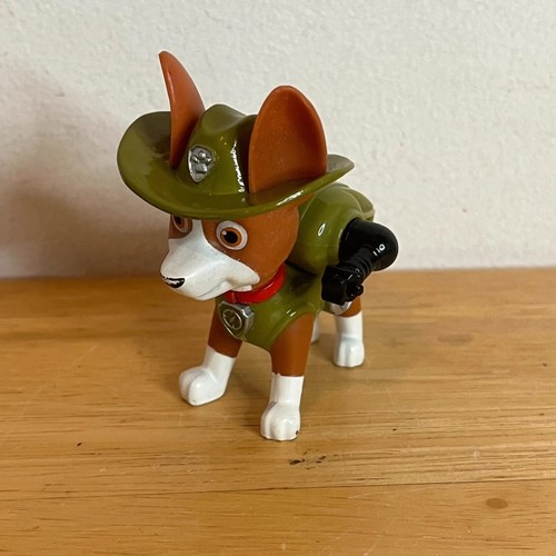 Tracker paw patrol - tracker,